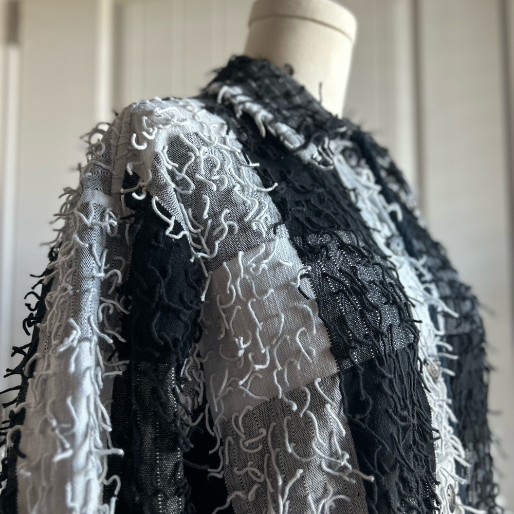 UNITS Black and White Textured shaggy jacket Large